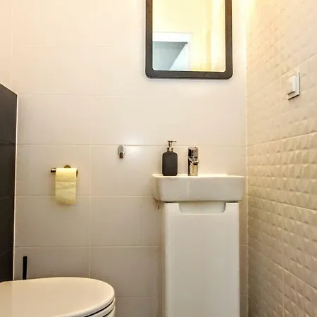 Mtp Ul. Gasiorowskich Estate Center Poznań